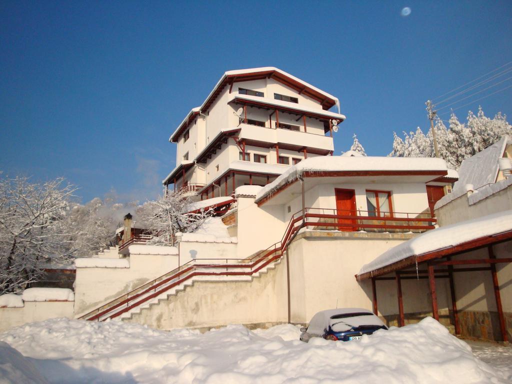 Family Hotel Diana Lyaskovo  Exteriér fotografie