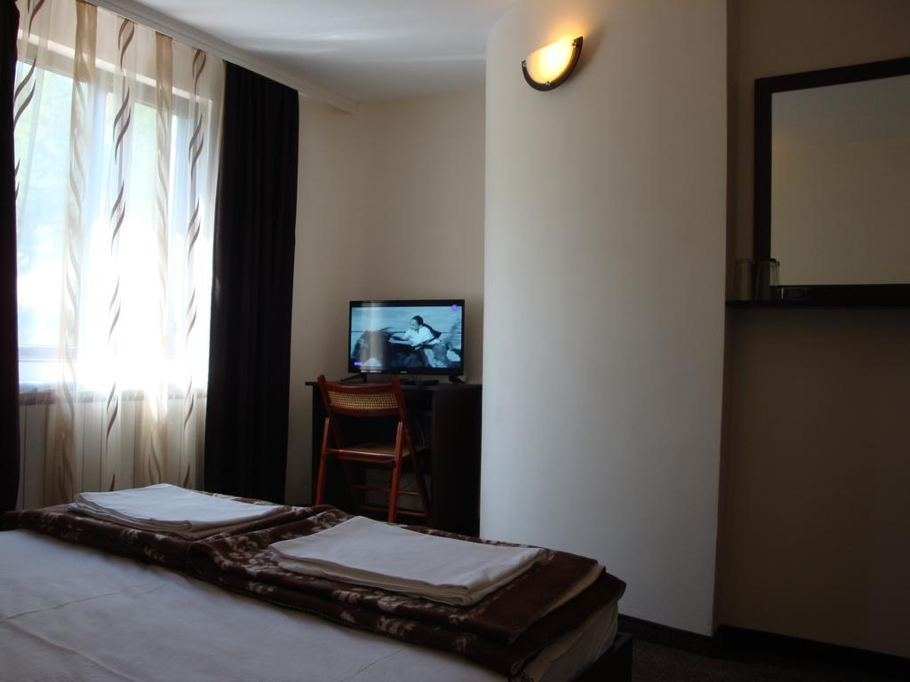 Family Hotel Diana Lyaskovo  Exteriér fotografie