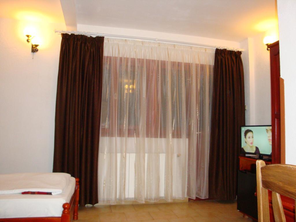 Family Hotel Diana Lyaskovo  Exteriér fotografie